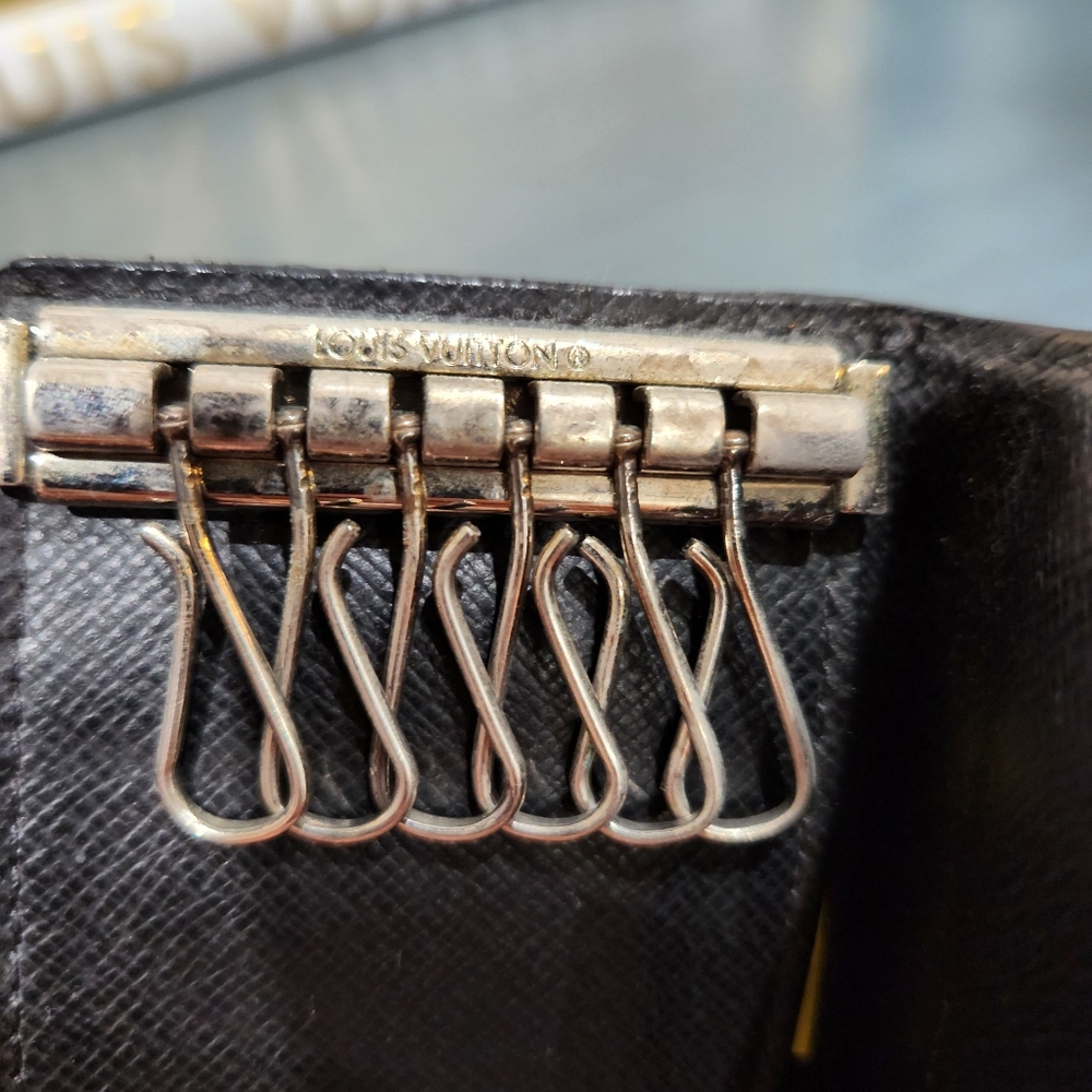 Louis vuitton graphite key holder - Picture 4 of 5